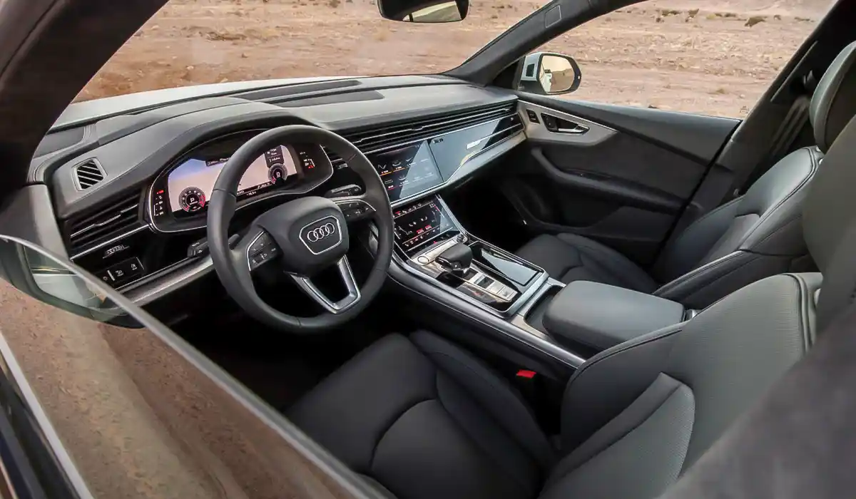 2025 Audi Q8 3
